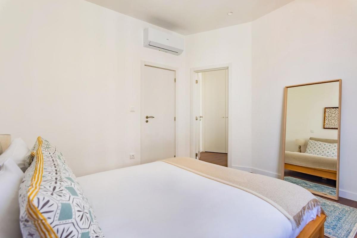 2br Cardiff With Balcony *